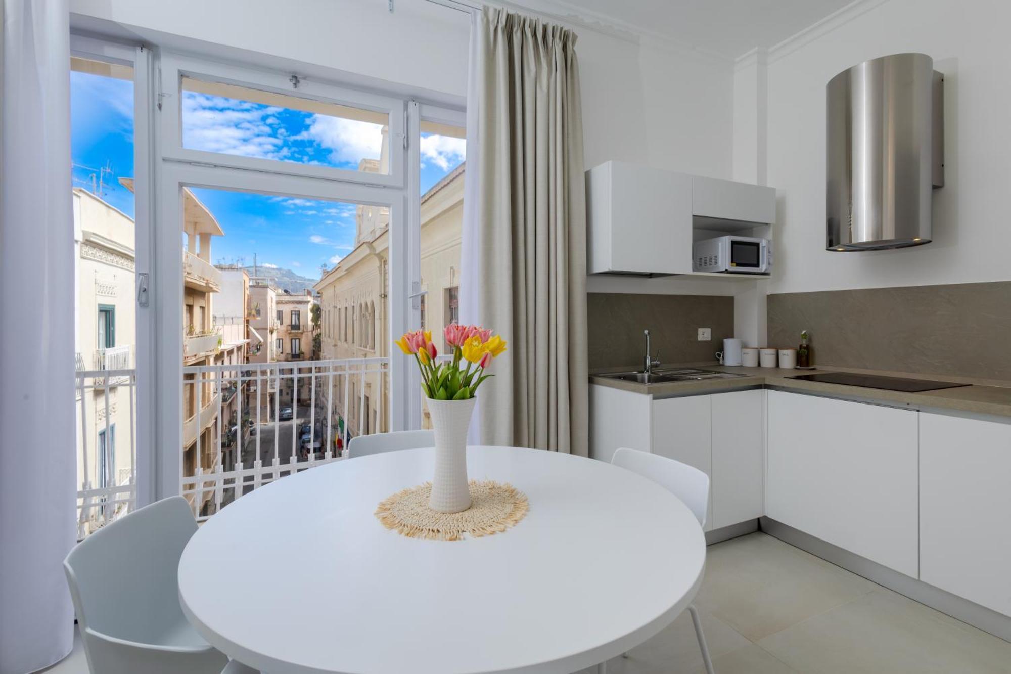 Adamas Apartment , Rooms And Suite Trapani Esterno foto